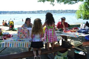 Having a picnic on the shores of Lake Washington.